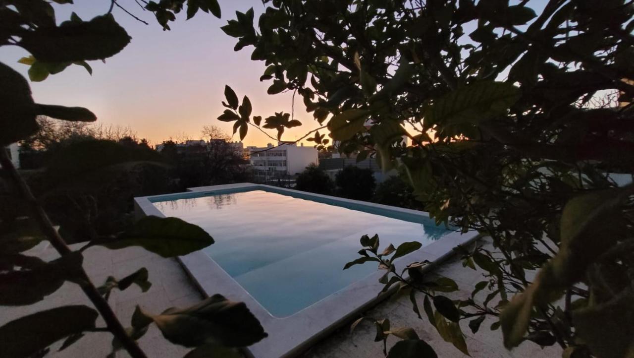Вилла La Casa D'Olhao Quelfes Экстерьер фото